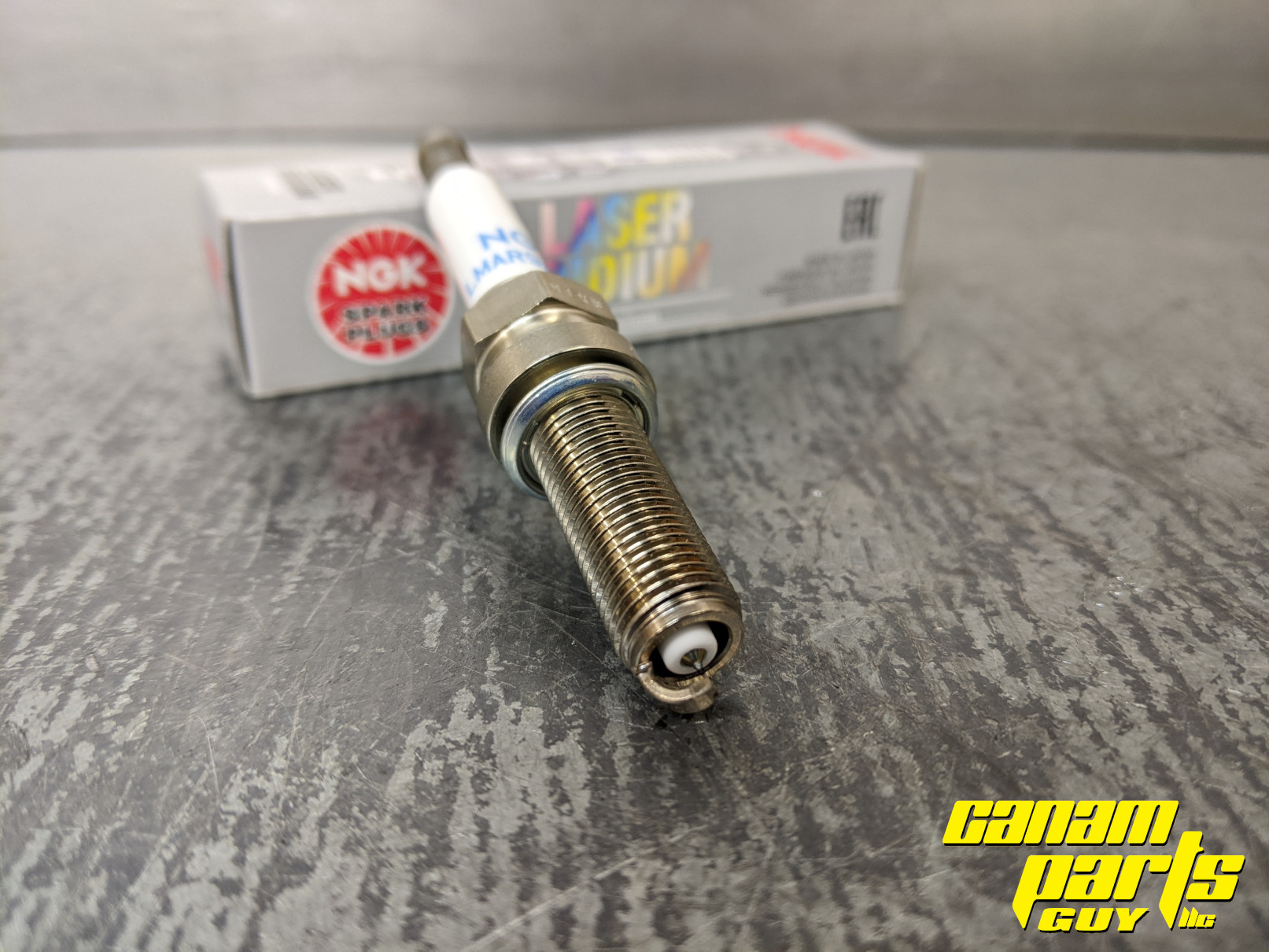 NEW NGK Spark Plug 90526 LMAR9AI-8D Maverick X3 - Image 5